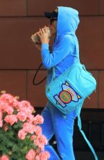PARIS HILTON at a Medical Building in Beverly Hills 02/22/2022