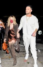PARIS JACKSON Out holding hands with New Boyfriend for Valentine