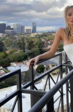 PIA MIA PEREZ - Instagram Photos 02/19/2022