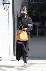 Pregnant KATHERINE SCHWARZENEGGER Leaves a Salon in Beverly Hills 02/01/2022