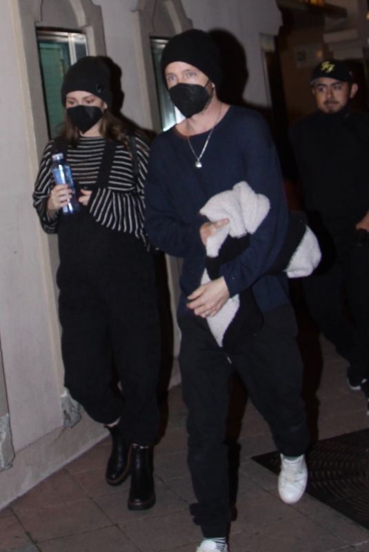 Pregnant LAUREN PARSEKIAN Leaves a Concert at Shrine Auditorium in Los Angeles 02/03/2022