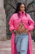 Pregnant RIHANNA and Asap Rocky Out in New York 01/28/2022