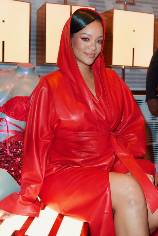 Pregnant RIHANNA at Savage x Fenty Store Opening in Los Angeles 02/12/2022