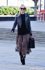 Pregnant VOGUE WILLIAMS Arrives at Steph