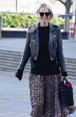 Pregnant VOGUE WILLIAMS Arrives at Steph