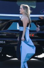 REESE WITHERSPOON Arrives at 2022 SAG Awards in Santa Monica 02/27/2022