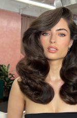 RENEE MURDEN - Instagram Photos and Videos 02/22/2022
