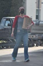 SARAH SILVERMAN Out Shopping Groceries in Studio City 02/19/2022