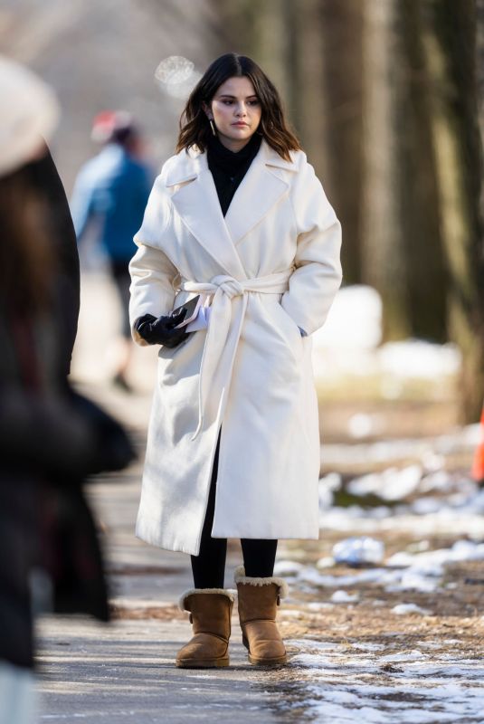 SELENA GOMEZ on the Set of Only Murders in the Building in New York 02/14/2022