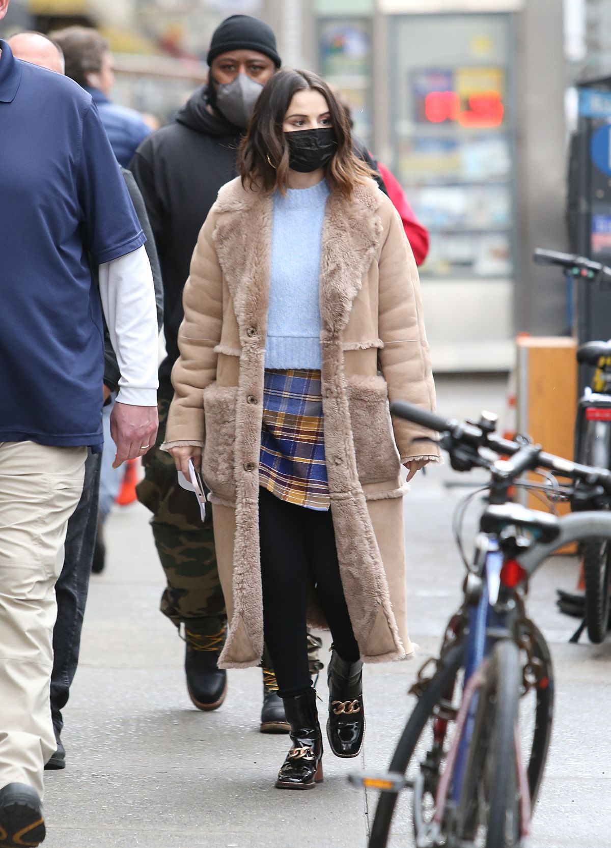 SELENA GOMEZ on the Set of Only Murders in the Building in New York 02 ...