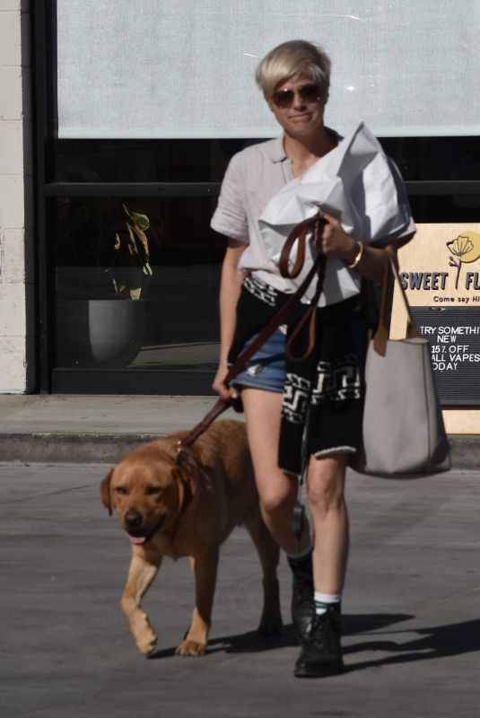 SELMA BLAIR Out with Her Service Dog at Sweet Flower Cannabis Store in Studio City 02/17/2022