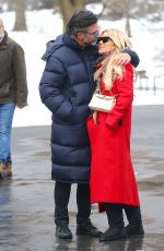 SYLVIE MEIS After Installation of Gold Cube by Niclas in Central Park in New York 02/02/2022