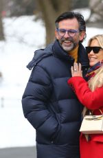 SYLVIE MEIS After Installation of Gold Cube by Niclas in Central Park in New York 02/02/2022
