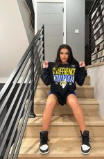 TATI MCQUAY - Instagram Photos 02/14/2022