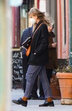 TAYLOR SWIFT Out with and About in New York 02/05/2022
