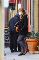 TAYLOR SWIFT Out with and About in New York 02/05/2022