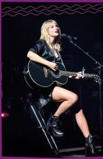 TAYLOR SWIFT - The Story of Taylor Swift, 1st Edition 2022