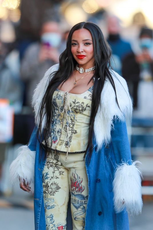 TINASHE Arrives at Jimmy Kimmel Live! 02/22/2022