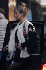 VOGUE WILLIAMS Out and About in West London 01/31/2022