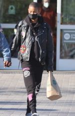 WILLOW SMITH and De