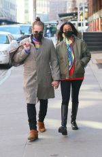 ZOE SALDANA Leaves Bubby