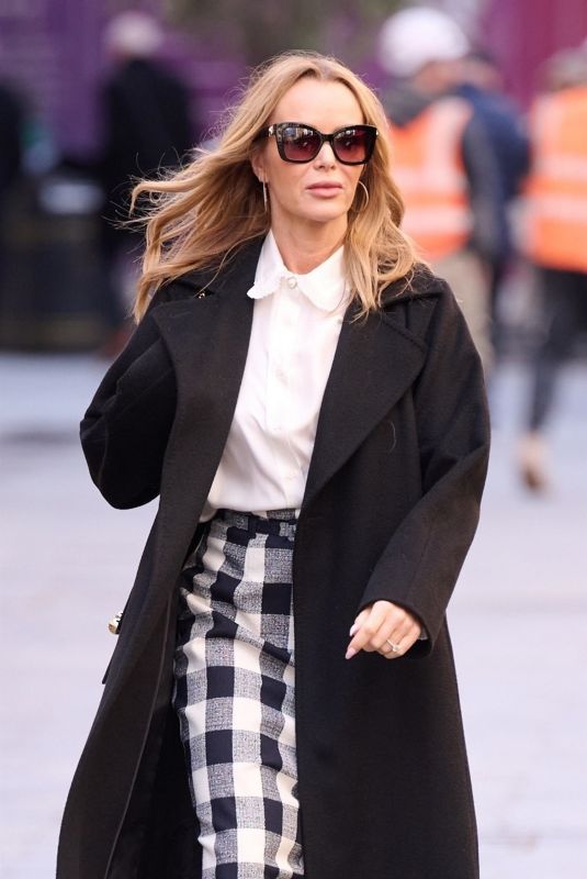 AMANDA HOLDEN Leaves Global Radio Studios in London 03/17/2022
