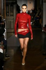 AMELIA HAMLIIN Walks Runway at Tresemme x Laquan Smith Fashion Show in New York 02/14/2022