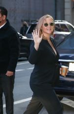AMY SCHUMER Arrives at Good Morning America in New York 03/16/2022