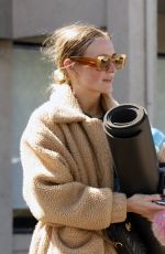 ASHLEE SIMPSON Out for Yoga Class in Los Angeles 03/23/2022