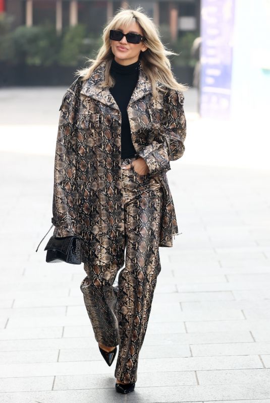 ASHLEY ROBERTS Leaves Heart Radio in London 03/21/2022