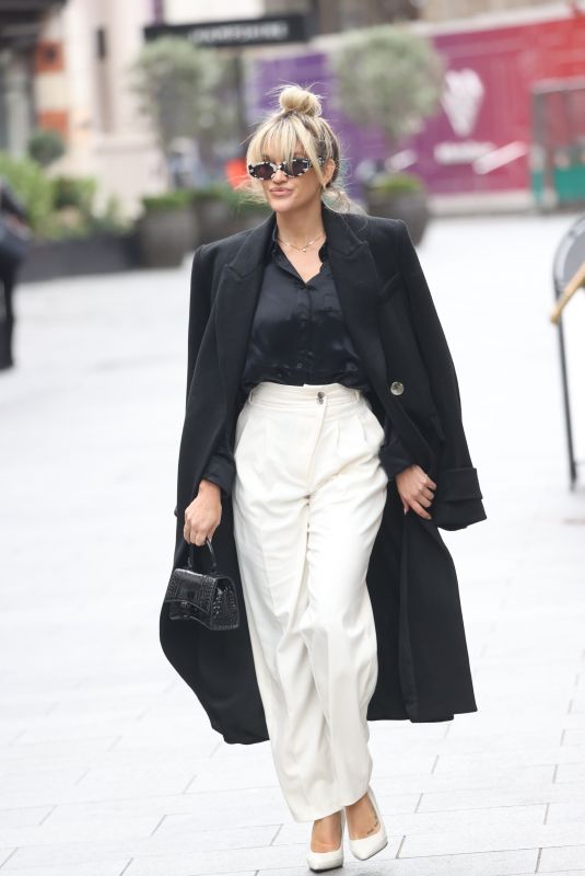 ASHLEY ROBERTS Leaves Heart Radio in London03/09/2022