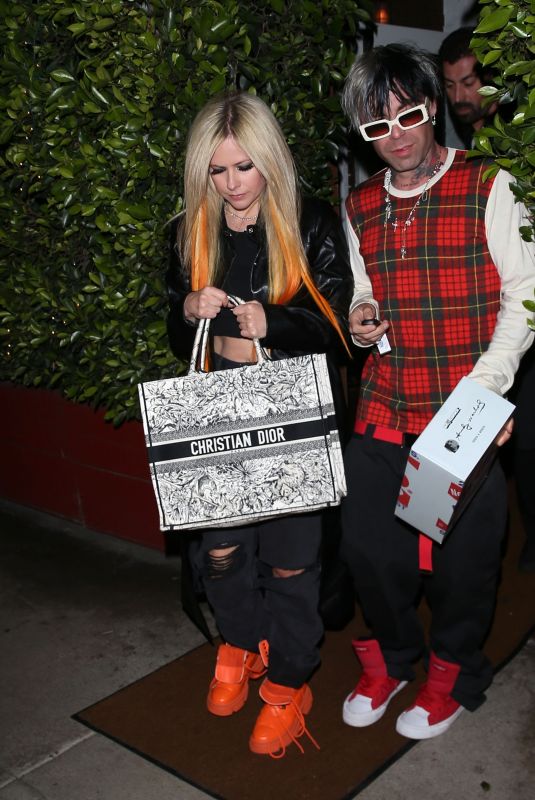 AVRIL LAVIGNE and Mod Son Leaves Giorgio Baldi in Santa Monica 03/16/2022