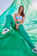 BARBARA PALVIN for Alo Yoga 03/17/2022