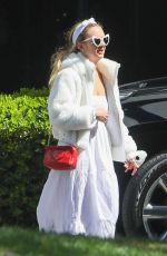 BILLIE LOURD and Austen Rydell Return to Los Angeles 03/16/2022