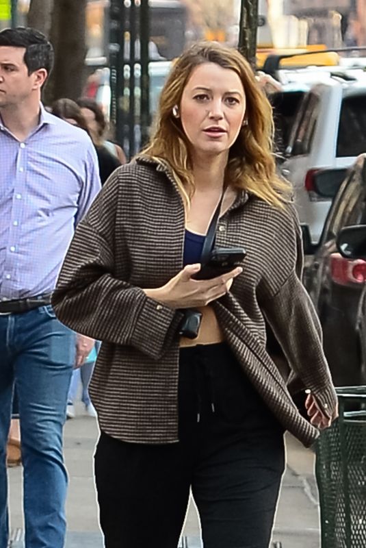 BLAKE LIVELY Out and About in New York 03/07/2022
