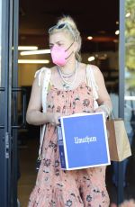 BUSY PHILIPPS Out for Wine Shopping in Los Feliz 03/18/2022