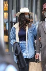 CAMIL ALVES Shopping on Broadway in New York 03/20/2022