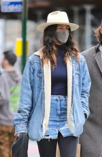 CAMIL ALVES Shopping on Broadway in New York 03/20/2022