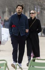 CANDICE SWANEPOEL Out at Jardin des Tuileries in Paris 03/08/2022