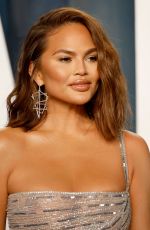 CHRISSY TEIGEN at 2022 Vanity Fair Oscar Party in Beverly Hills 03/27/2022