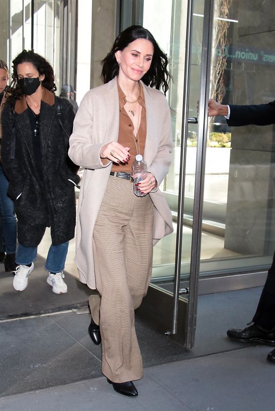 COURTENEY COX Laves Goward Stern Show in New York 03/02/2022