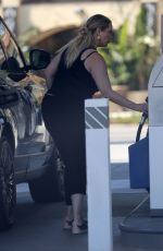 ELIZABETH BERKLEY at a Gas Station in Los Angeles 03/25/2022