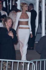 ELSA HOSK Leaves 2022 Vanity Fair Oscar Party in Beverly Hill 03/27/2022