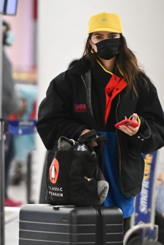 EMILY RATAJKOWSKI at JFK Airport in New York 03/29/2022