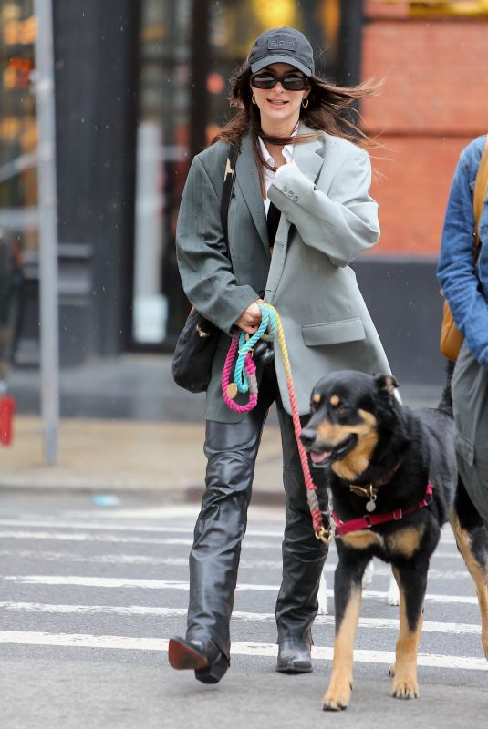 EMILY RATAJKOWSKI Out with Her Dog Colombo in New York 03/23/2022