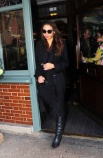 EMMA THYNN Leaves Ivy Chelsea Gardens 03/12/2022