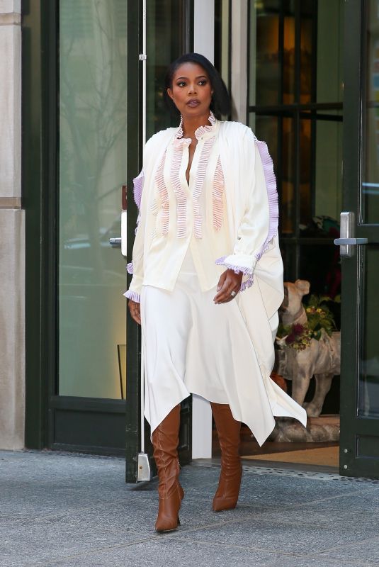 GABRIELLE UNION Leaves Her Hotel in New York 03/11/2022