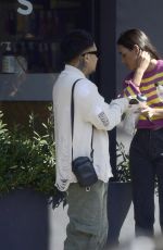GIZELE OLIVEIRA Sharing a Croissant with a Guy Out in Los Angeles 03/11/2022