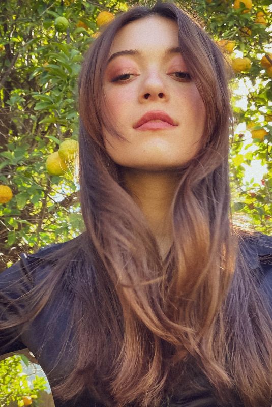 GRACE KAUFMAN for Rose & Ivy Journal, March 2022