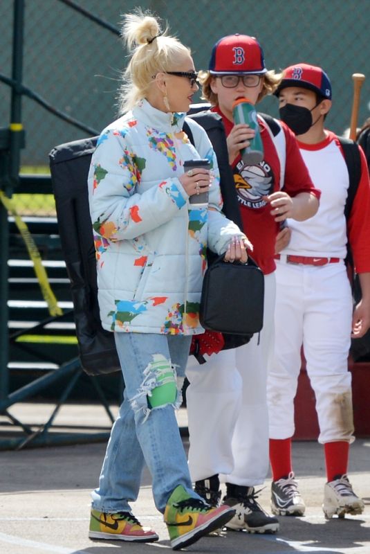 GWEN STEFANI and Gavin Rossdale at a Baseball Game 03/06/2022